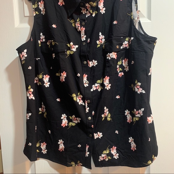 LuLaRoe Roxanne Snap Tank Sleeveless Black Floral 3XL NWT - Picture 4 of 9